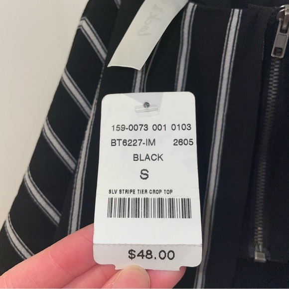 M Boutique Cropped Stripped Tier Blouse - Picture 4 of 4